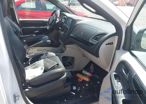 2017 Dodge Grand Caravan Sxt z USA, uszkodzony, nr VIN 2C4RDGCG6HR690349